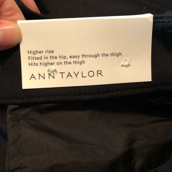 NWT! Ann Taylor marina tie short. Size 0. - Picture 4 of 9